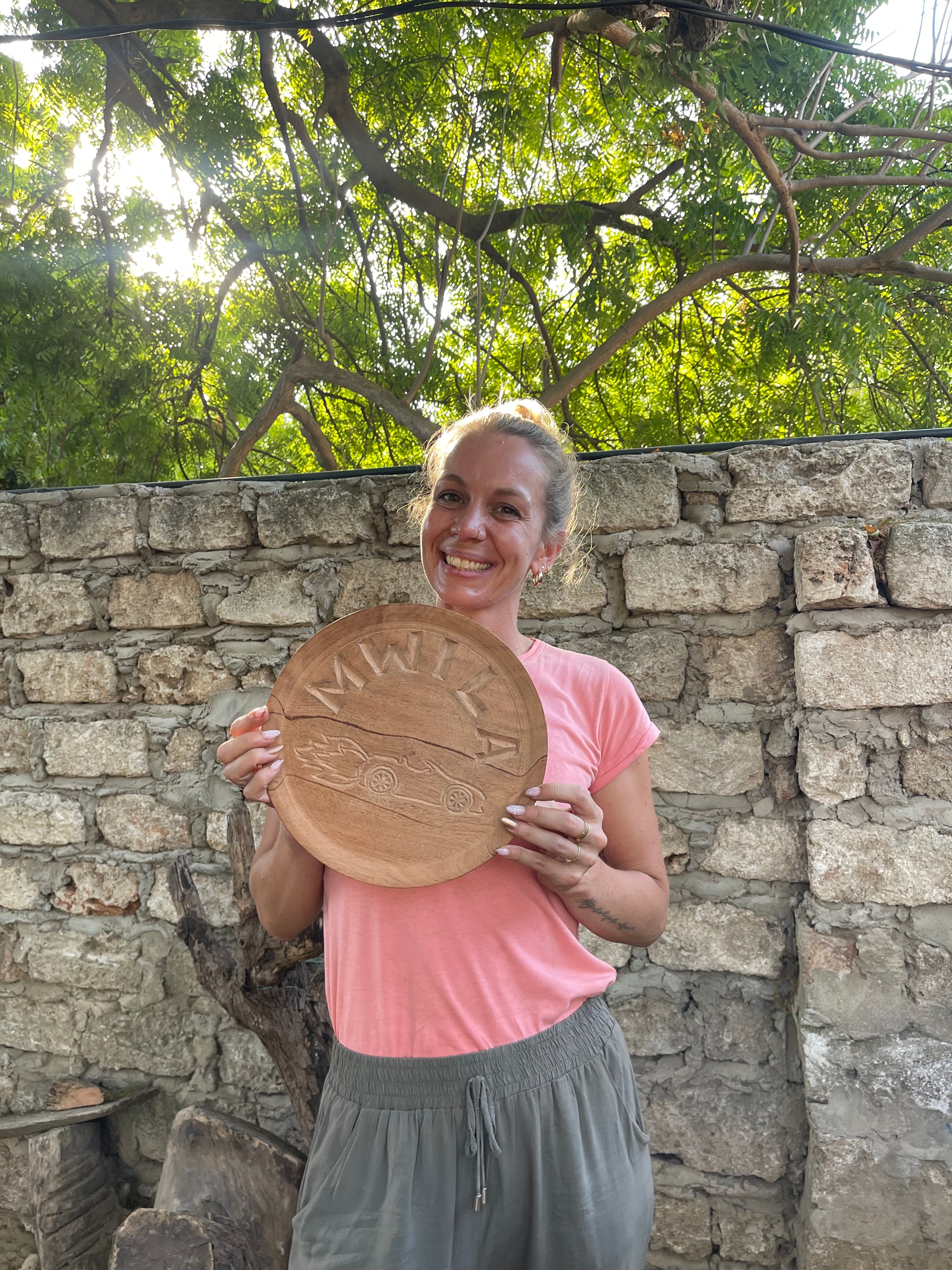 3 HOUR INTRODUCTORY LESSON: TRADITIONAL SWAHILI WOODCARVING