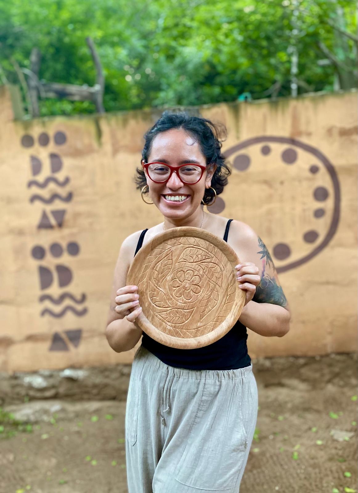 3 HOUR INTRODUCTORY LESSON: TRADITIONAL SWAHILI WOODCARVING