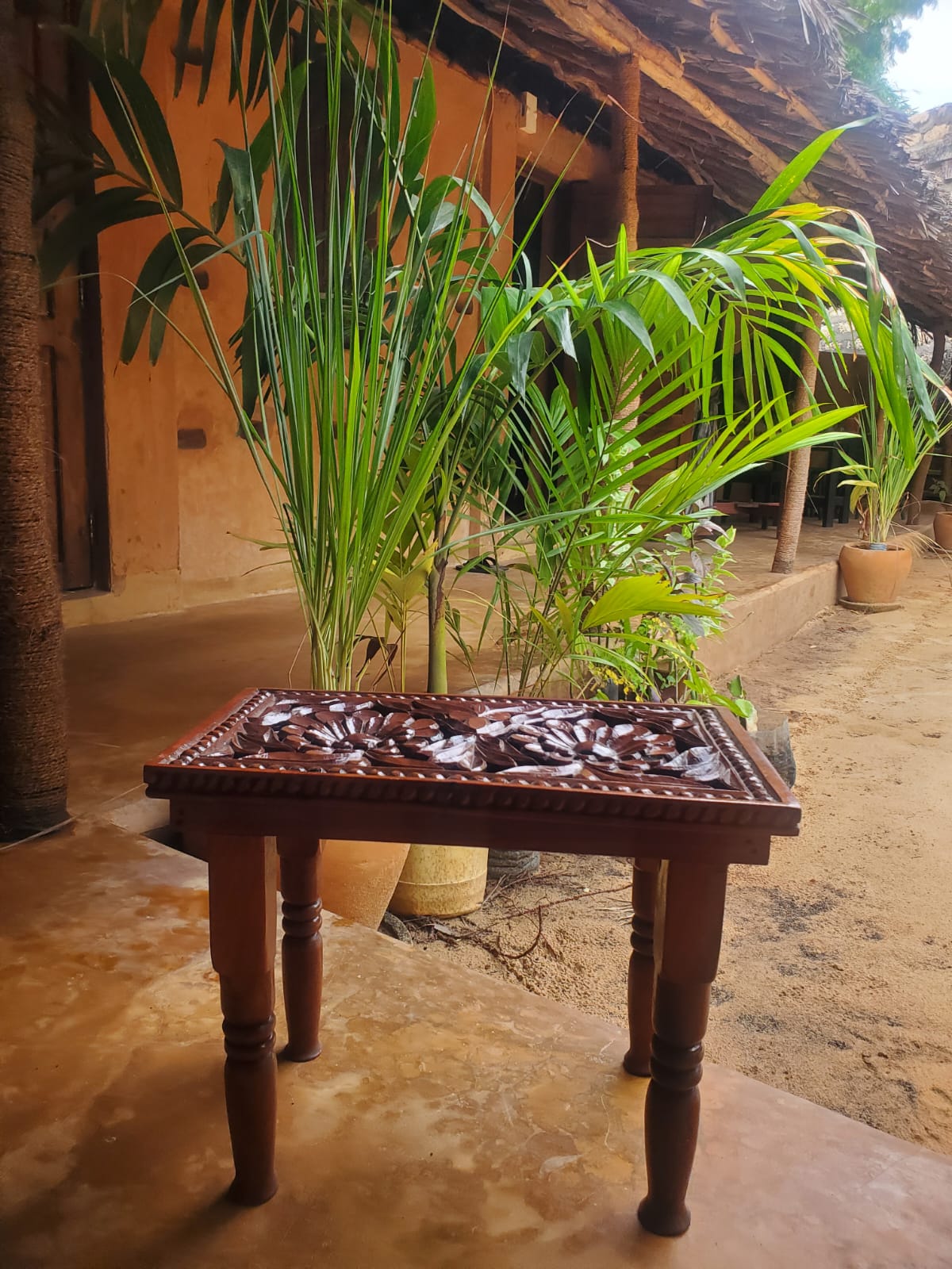 HANDMADE SWAHILI WOODEN STOOLS & SIDE TABLES