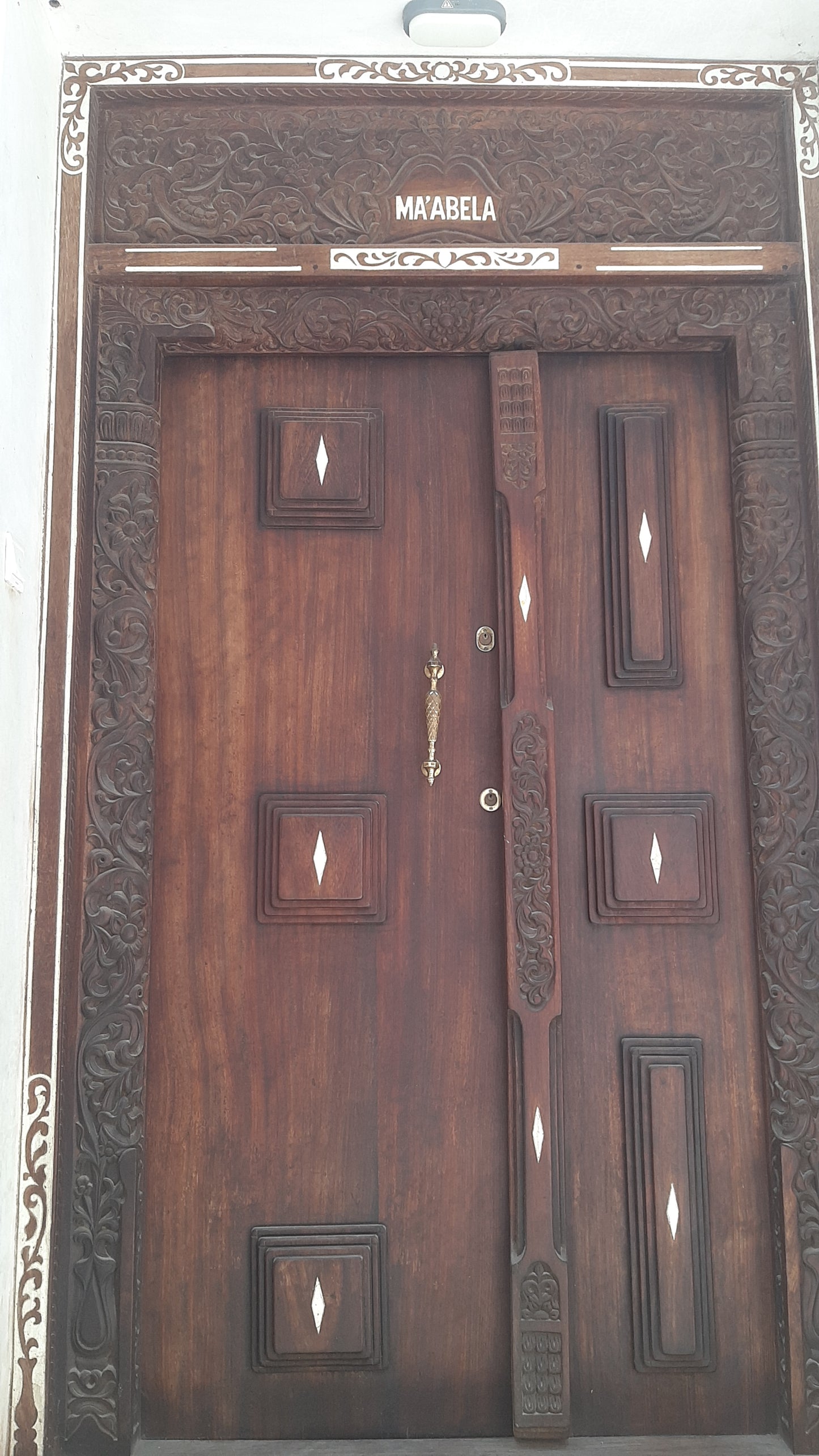 TRADITIONAL LAMU DOOR TOURS